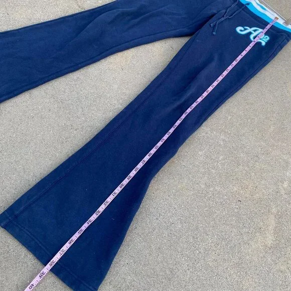 𝓈ℴ𝓁𝒹 @ 𝓉𝒽ℯ 𝓂𝒶𝓇𝓀ℯ𝓉 ♥︎ vintage Abercrombie & Fitch flare sweatpants - Picture 8 of 8